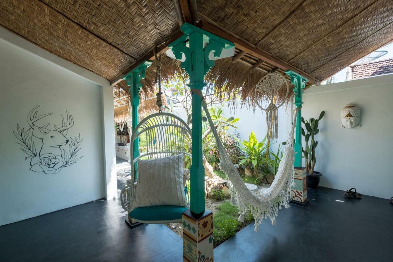 Hostel The Bodhi Tree Karimunjawa-Inseln Exterior foto