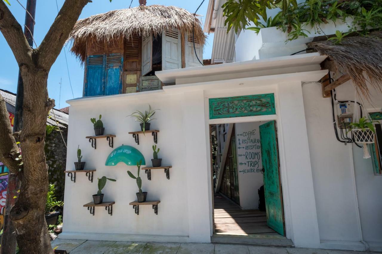 Hostel The Bodhi Tree Karimunjawa-Inseln Exterior foto